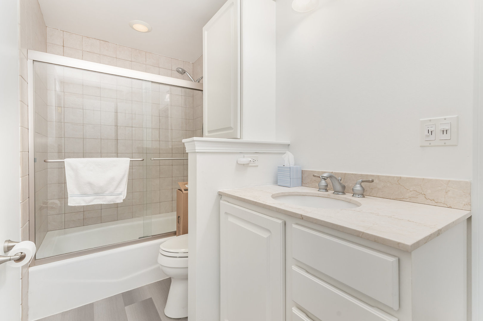 1343 Danada Court, Naperville, IL 60563