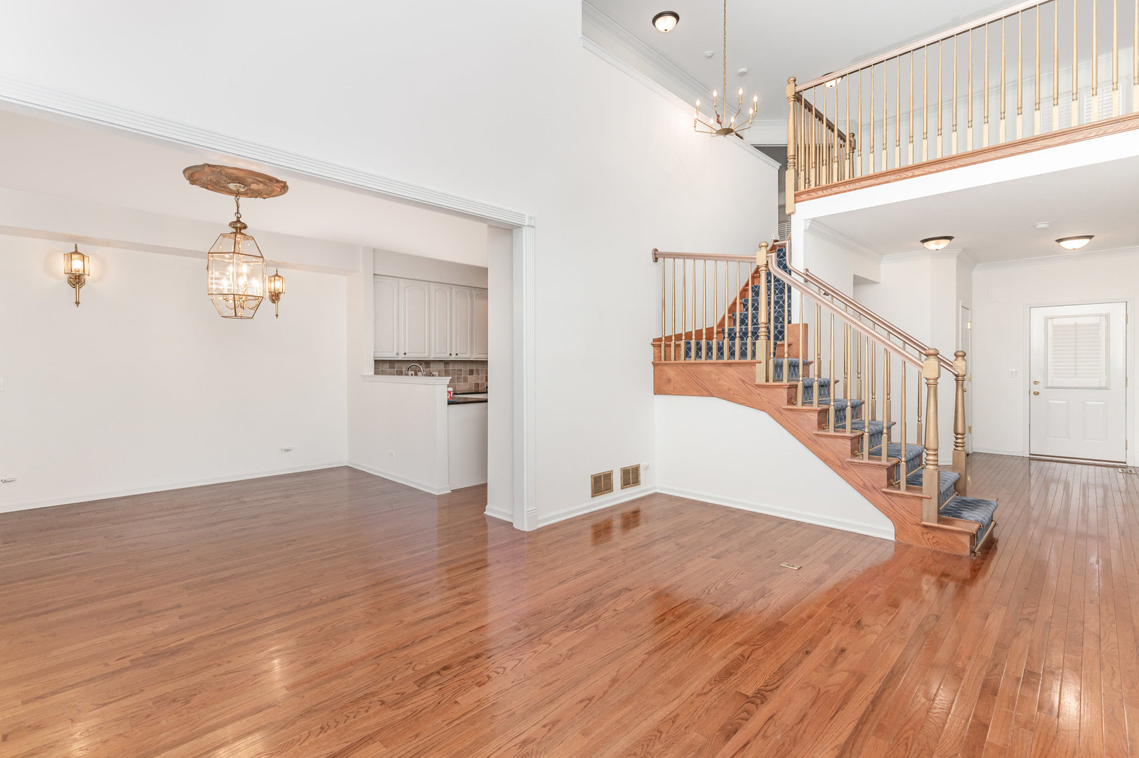 1343 Danada Court, Naperville, IL 60563