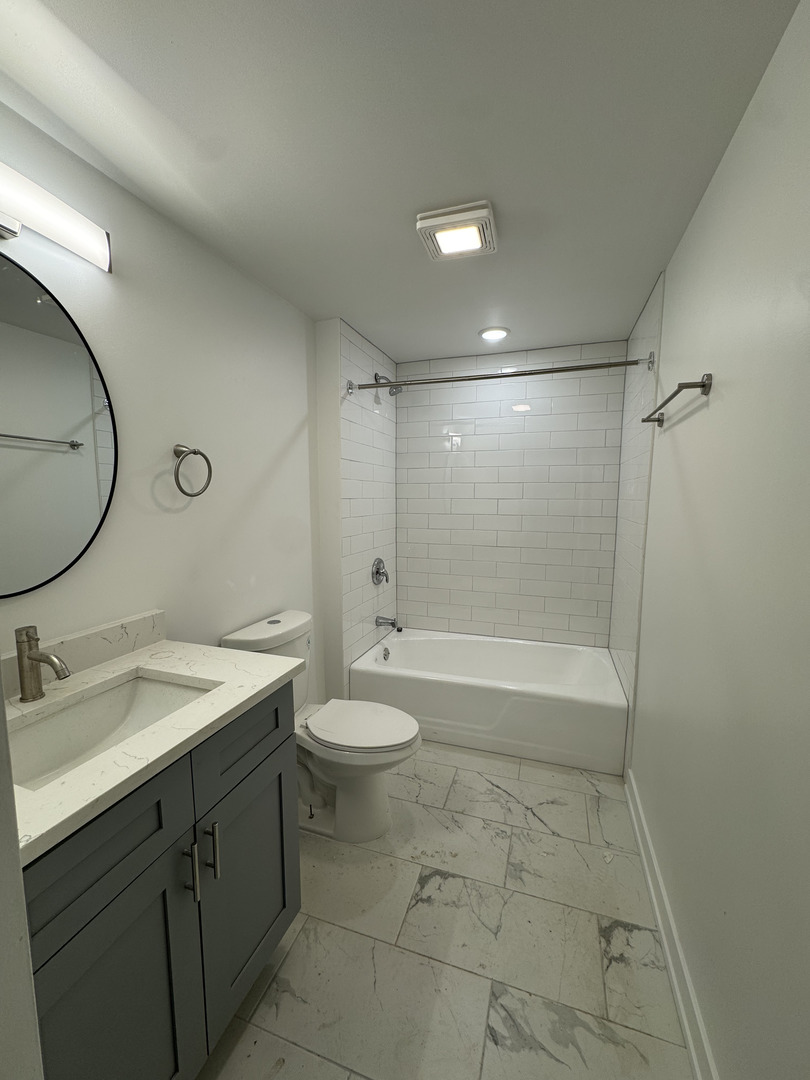 4656 W 87th Street #3N, Chicago, IL 60652