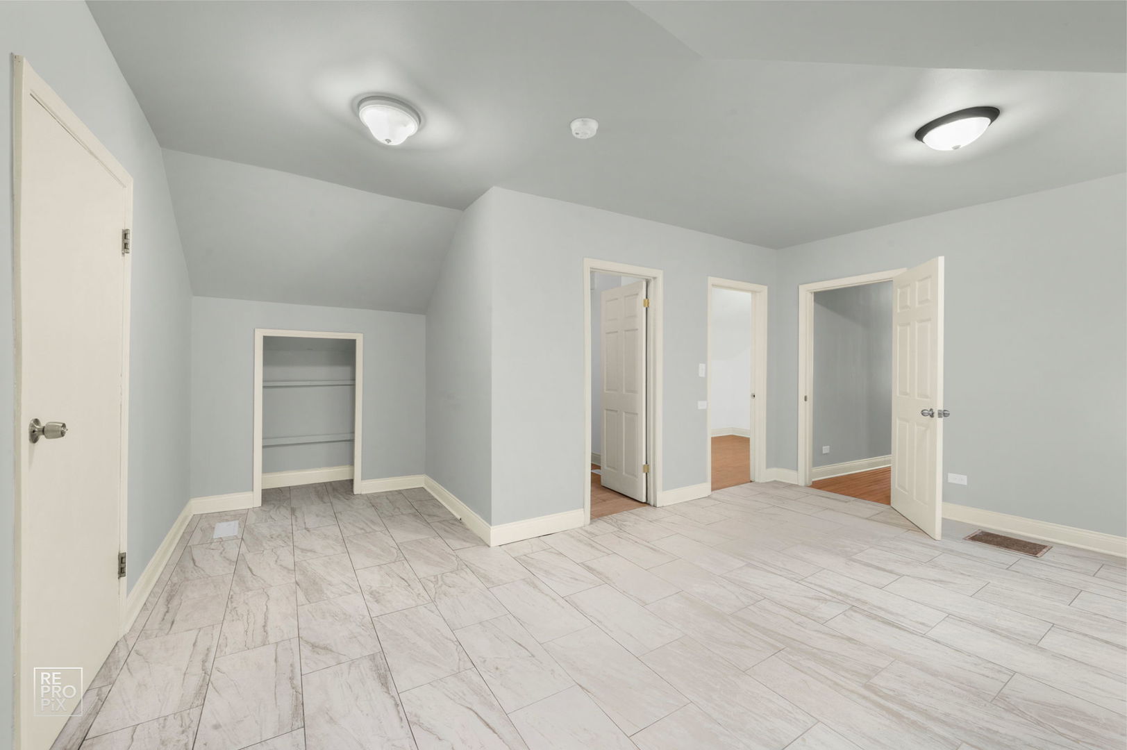 2636 S Hamlin Avenue, Chicago, IL 60623