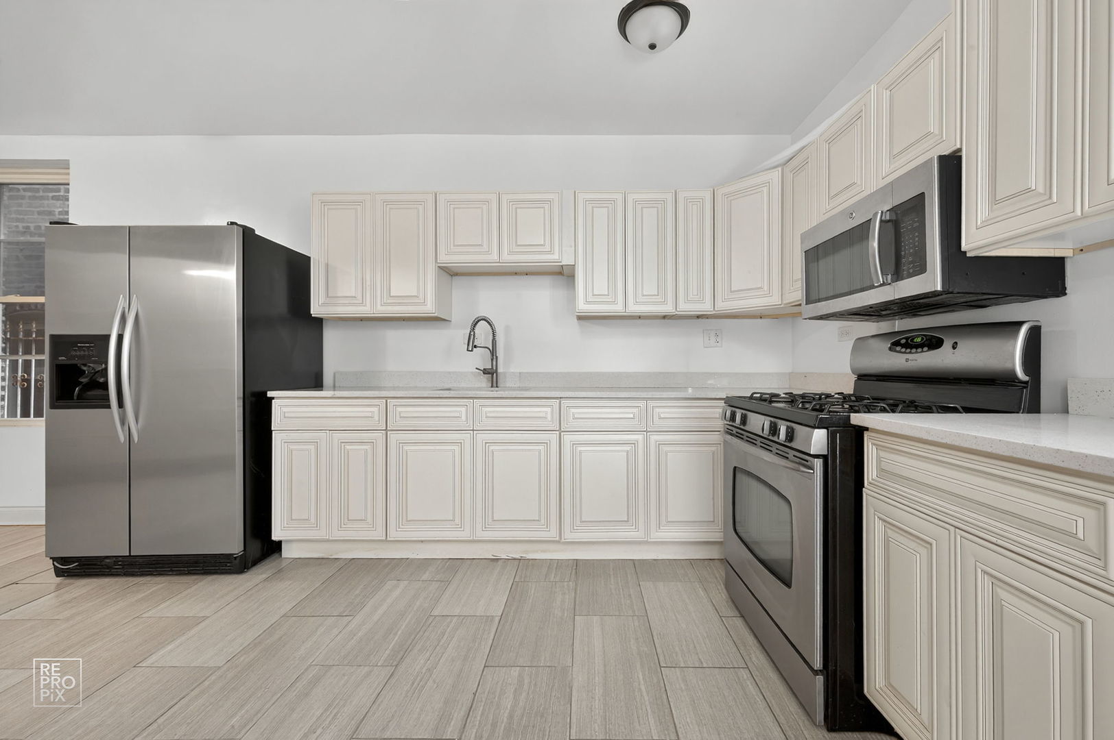 2636 S Hamlin Avenue, Chicago, IL 60623