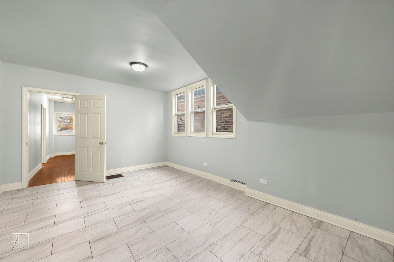 2636 S Hamlin Avenue, Chicago, IL 60623