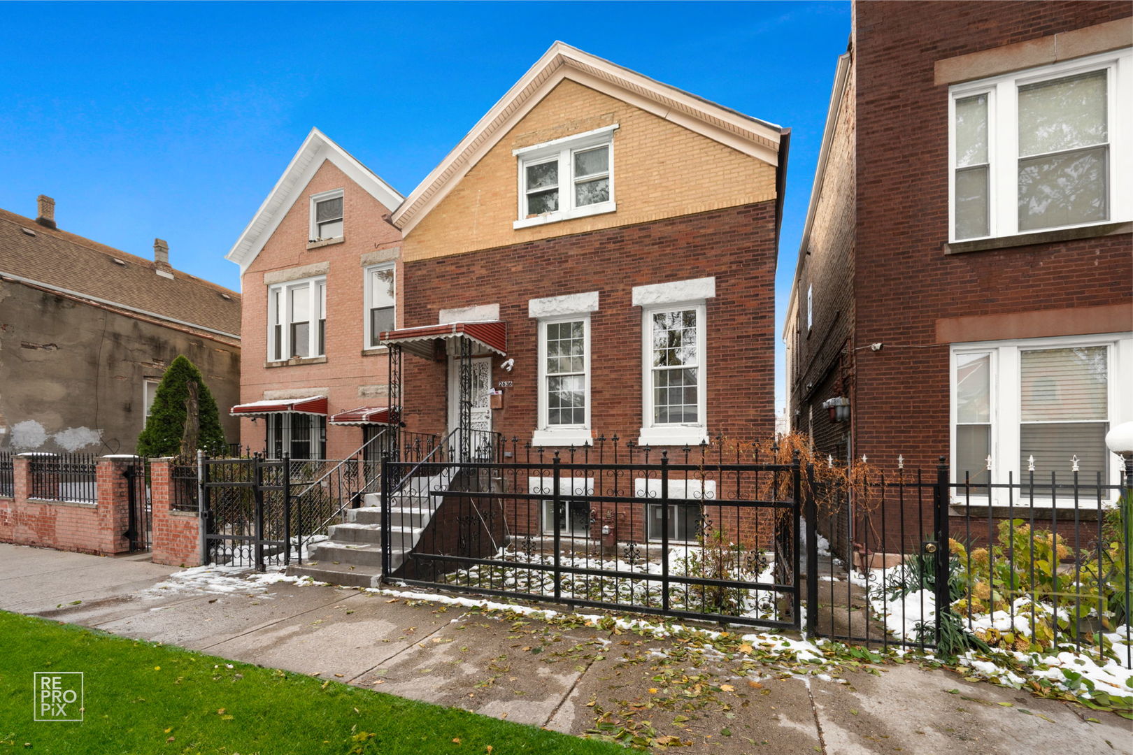 2636 S Hamlin Avenue, Chicago, IL 60623