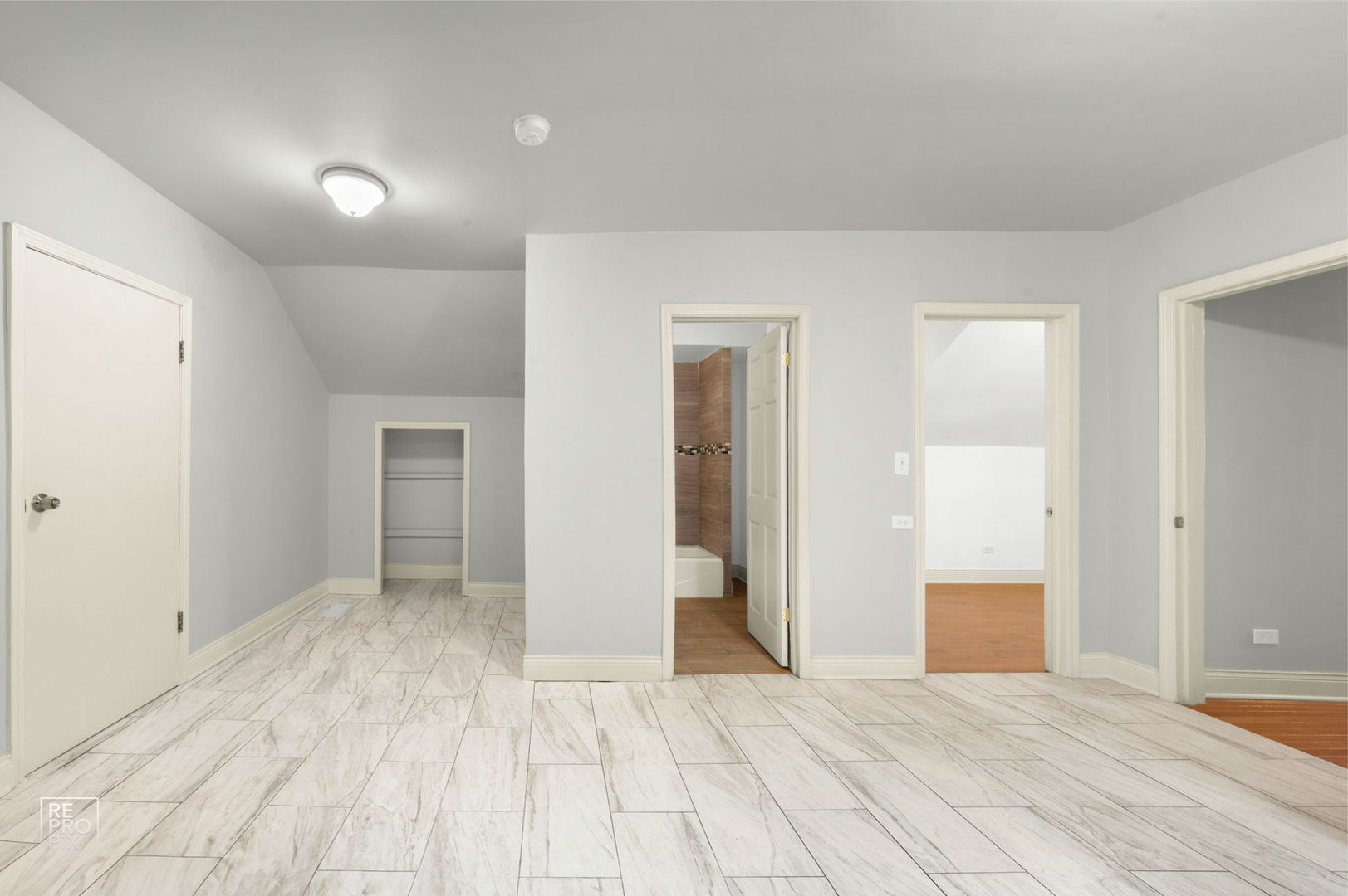 2636 S Hamlin Avenue, Chicago, IL 60623