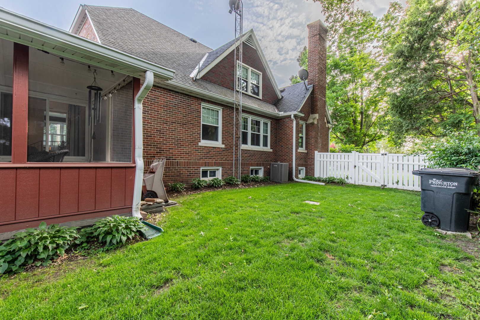 1025 S Euclid Avenue, Princeton, IL 61356