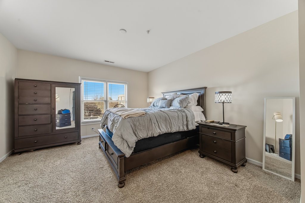 9440 S 51st Avenue #417, Oak Lawn, IL 60453