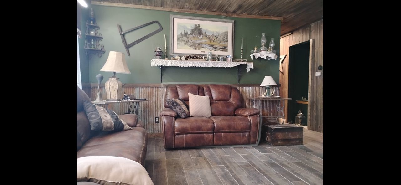 4351 Maple Street, Galesburg, IL 61401