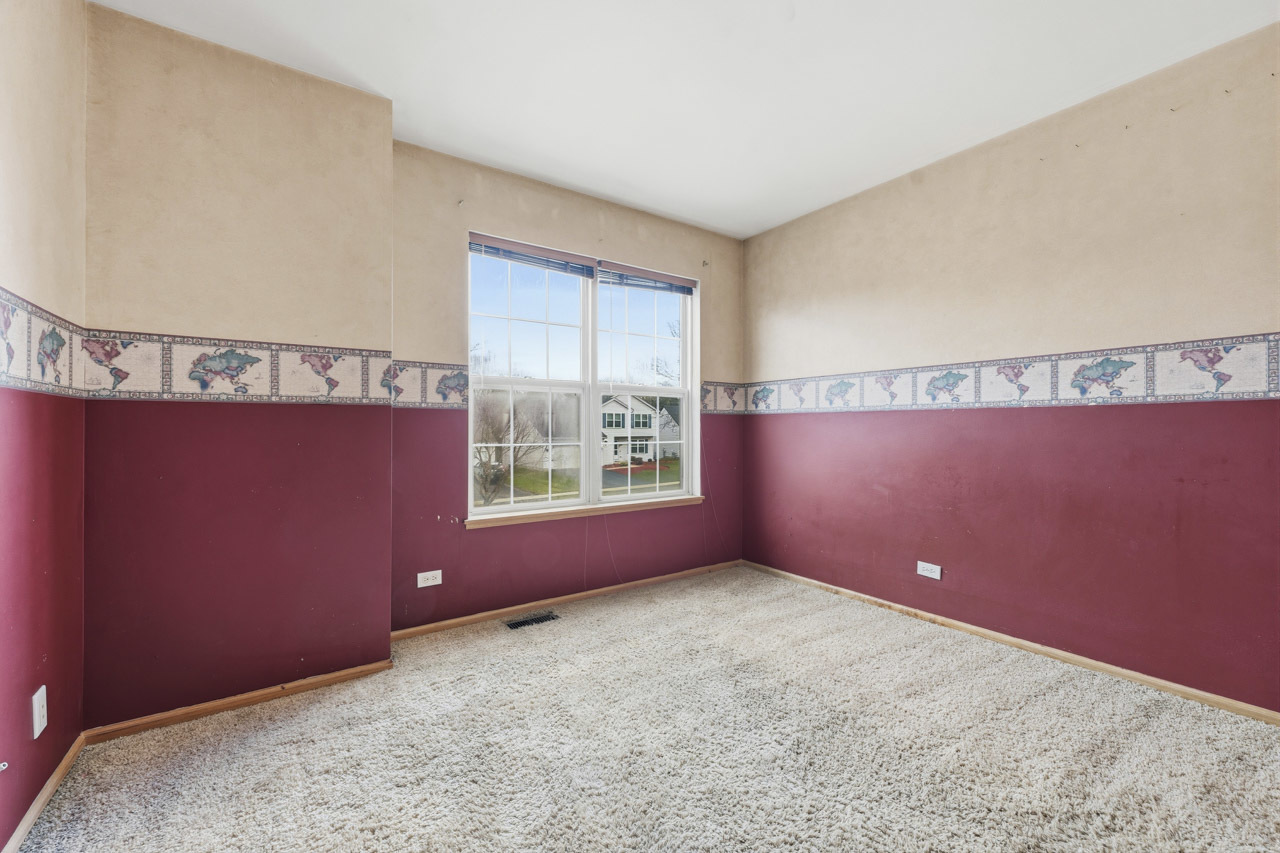 658 Anderson Drive, Lake In The Hills, IL 60156