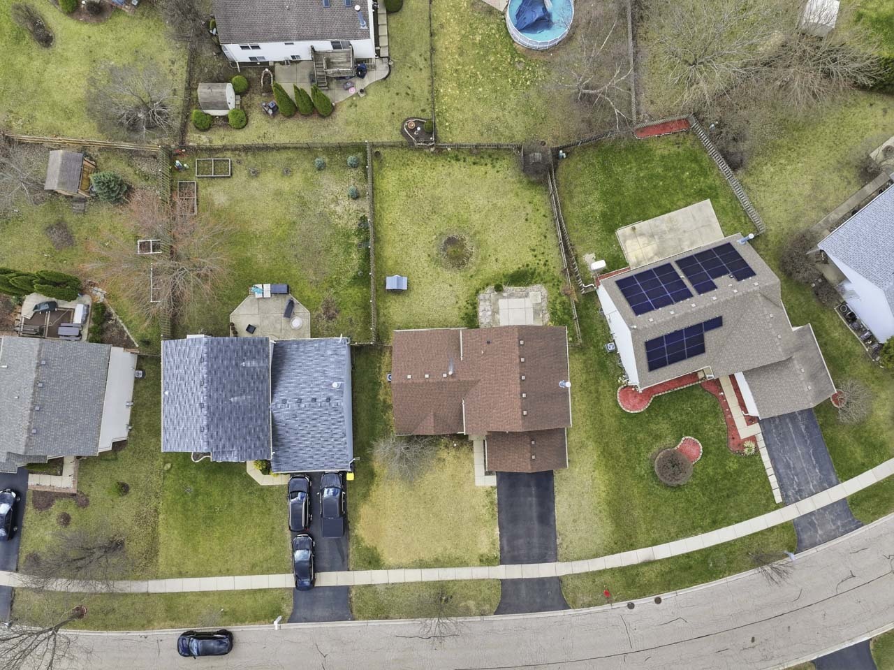 658 Anderson Drive, Lake In The Hills, IL 60156