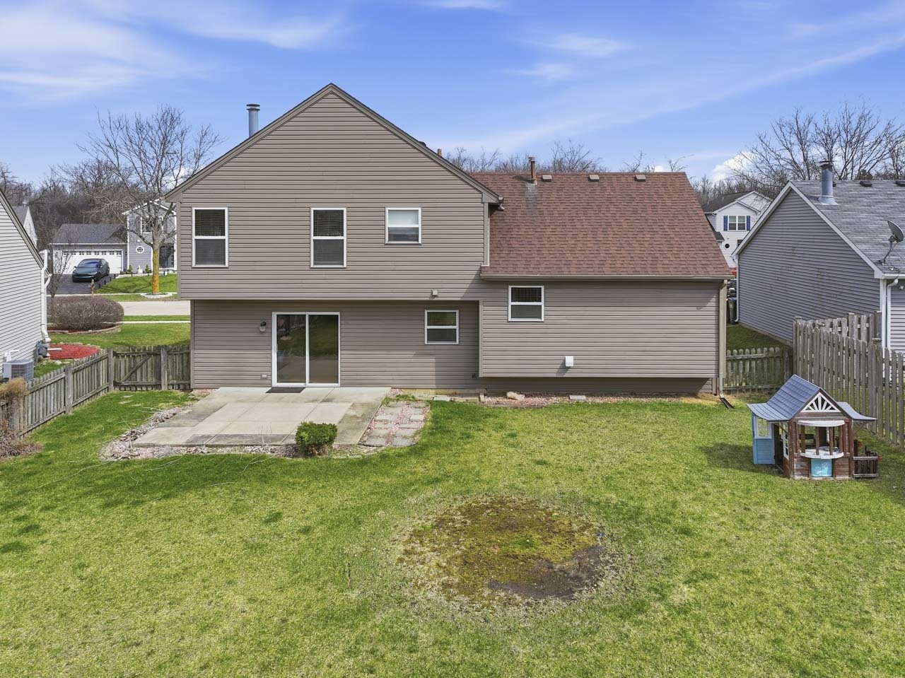 658 Anderson Drive, Lake In The Hills, IL 60156