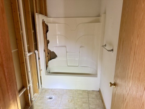 15826 Central Park Avenue, Markham, IL 60428