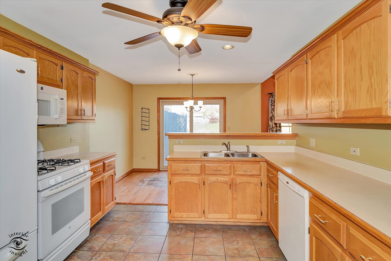 1110 E Treeline Drive, Lockport, IL 60441