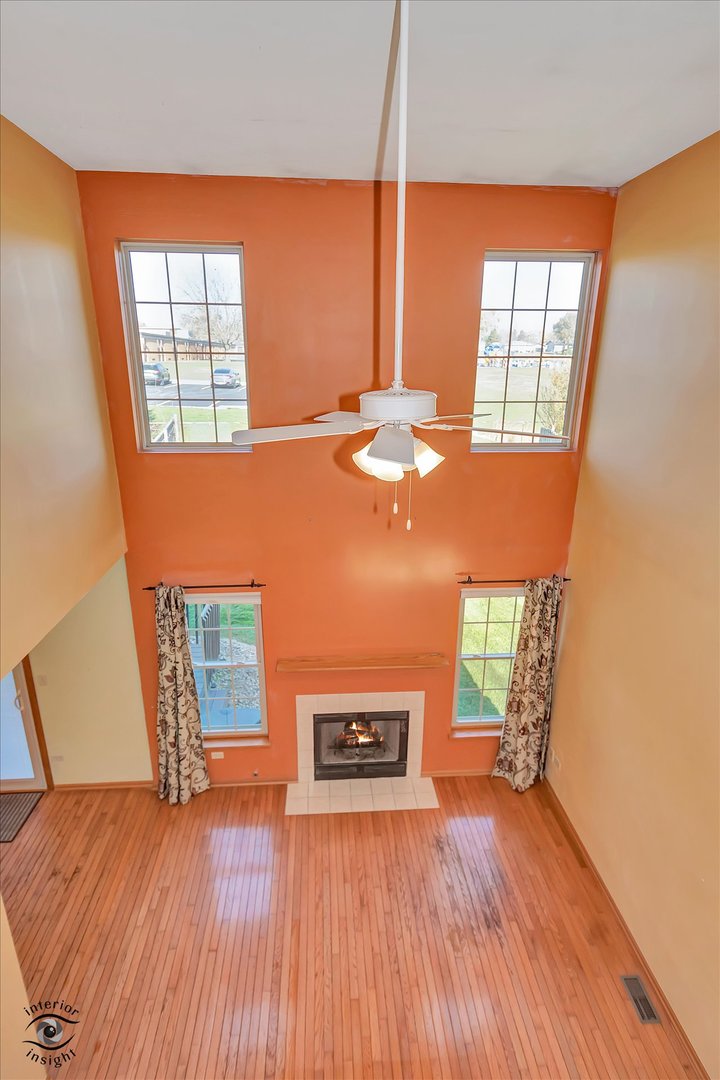 1110 E Treeline Drive, Lockport, IL 60441