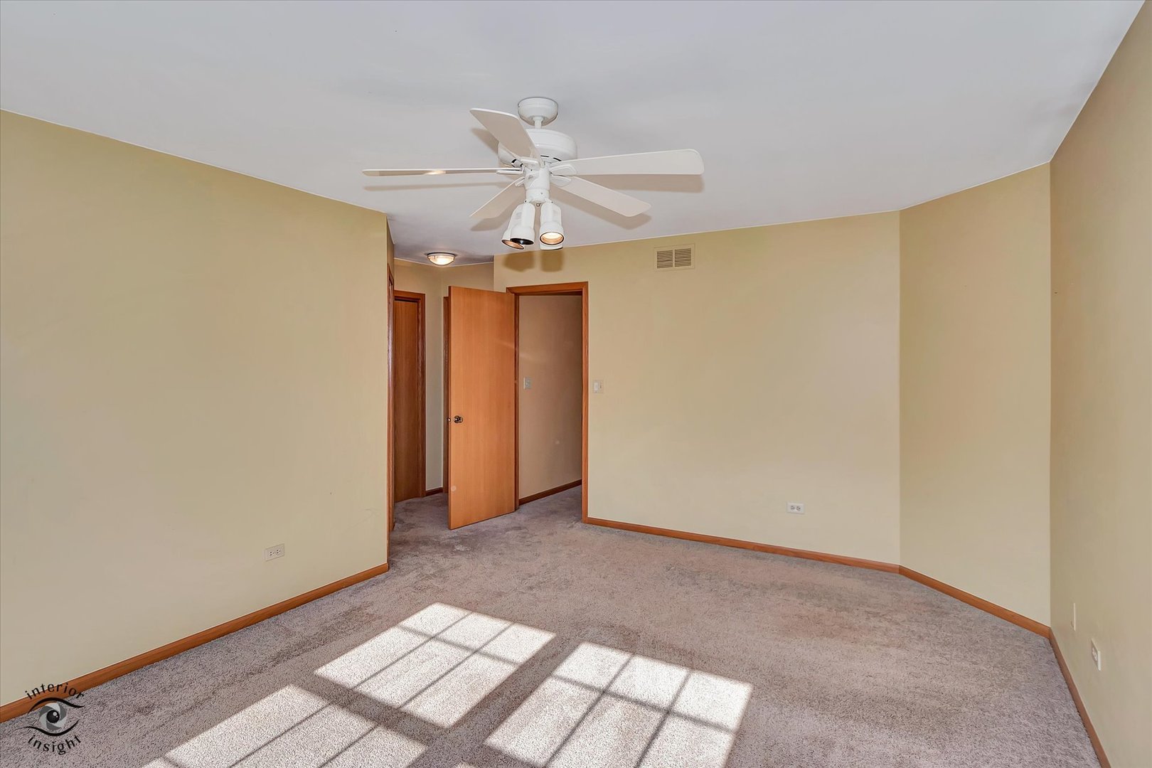 1110 E Treeline Drive, Lockport, IL 60441