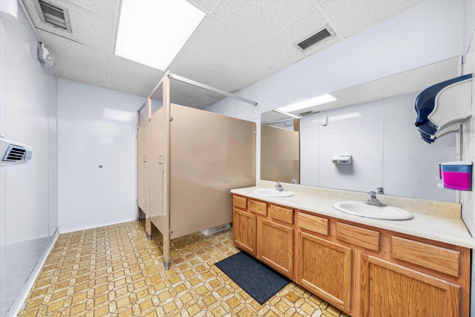 95 W Grand Avenue, Lake Villa, IL 60046