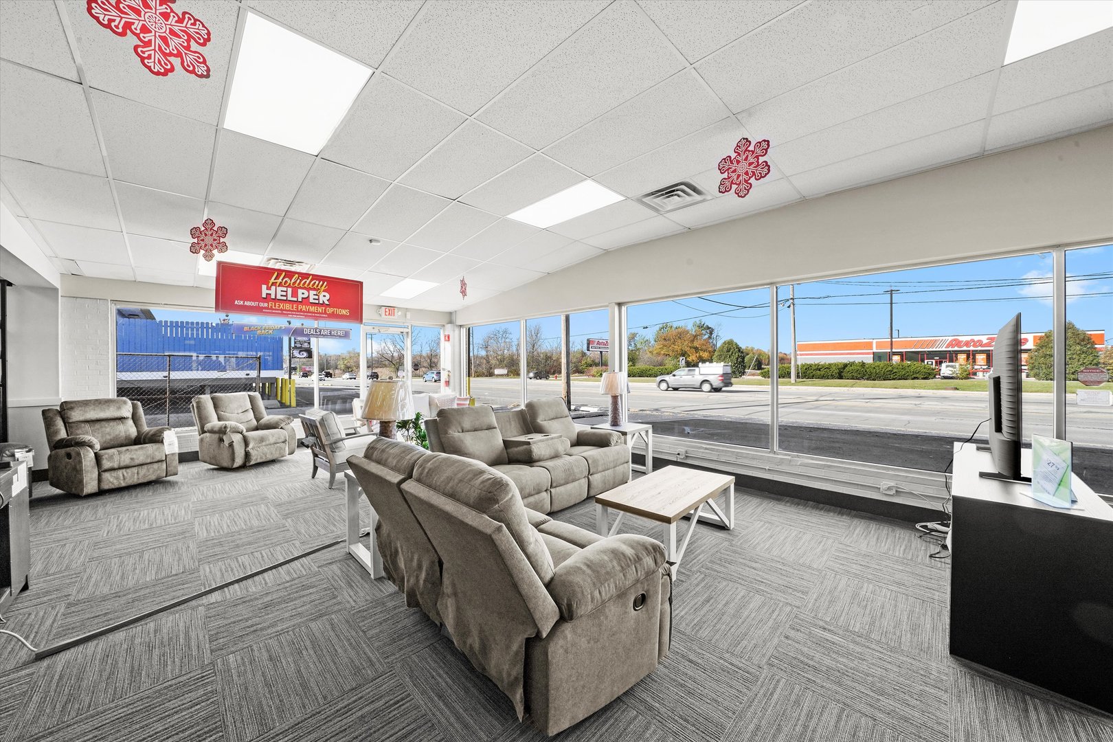 413 W Rollins Road, Round Lake Beach, IL 60073