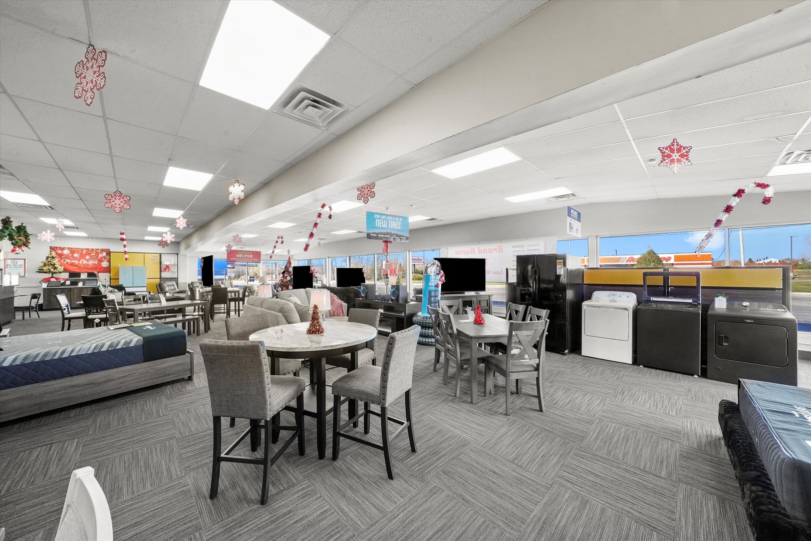 413 W Rollins Road, Round Lake Beach, IL 60073