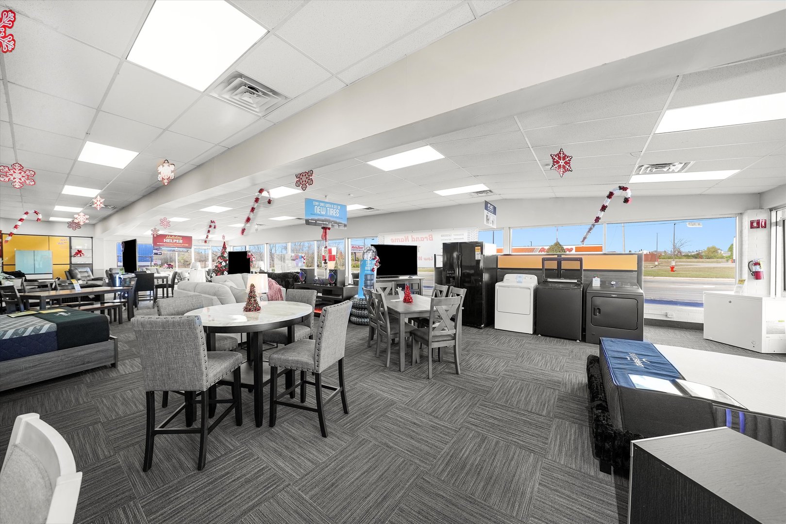 413 W Rollins Road, Round Lake Beach, IL 60073