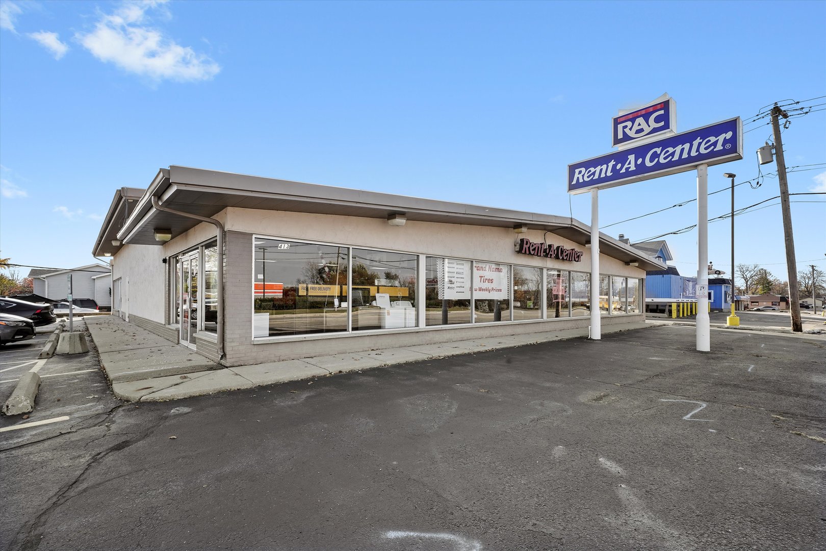 413 W Rollins Road, Round Lake Beach, IL 60073