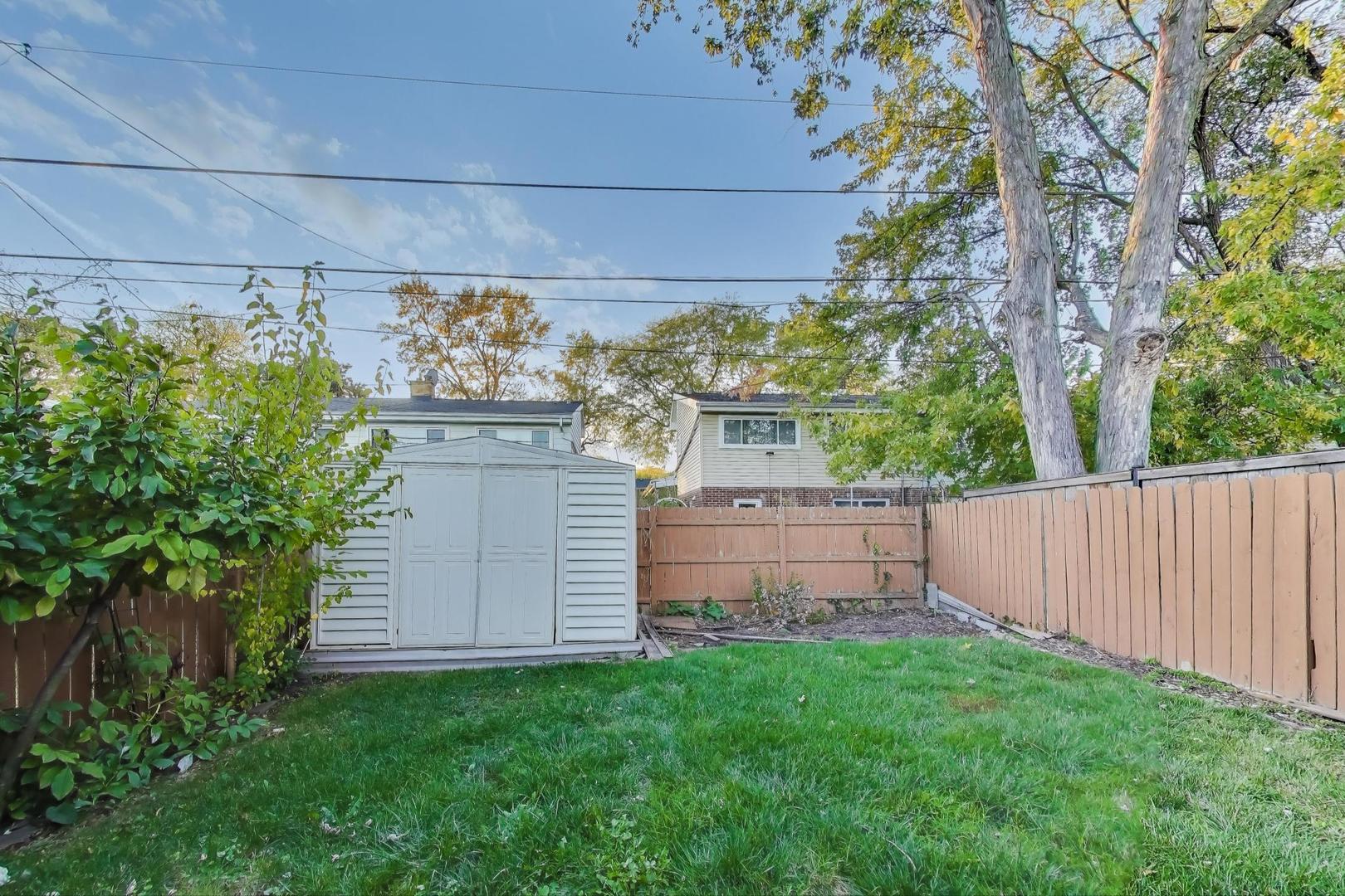 9454 Potter Road, Des Plaines, IL 60016