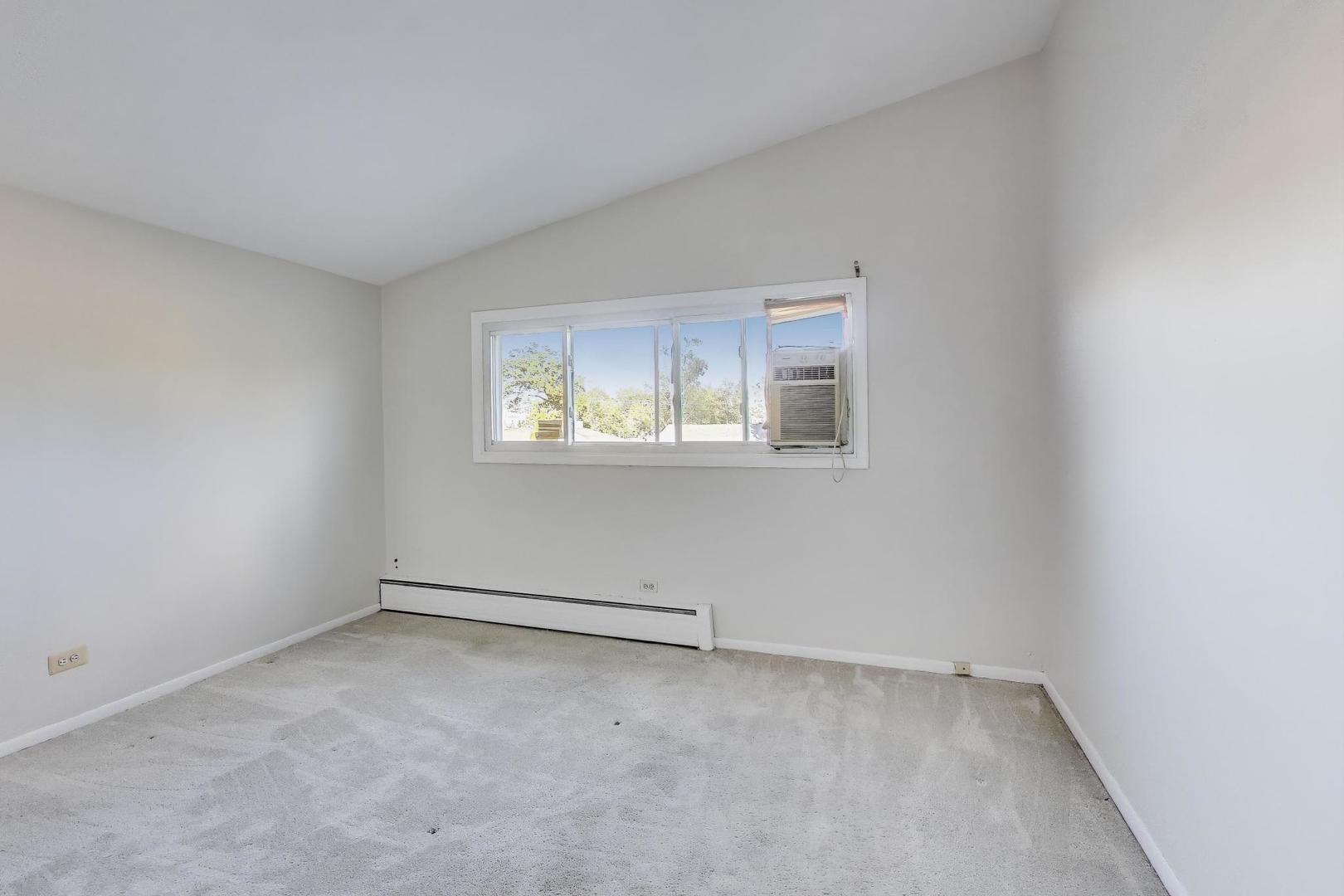 9454 Potter Road, Des Plaines, IL 60016