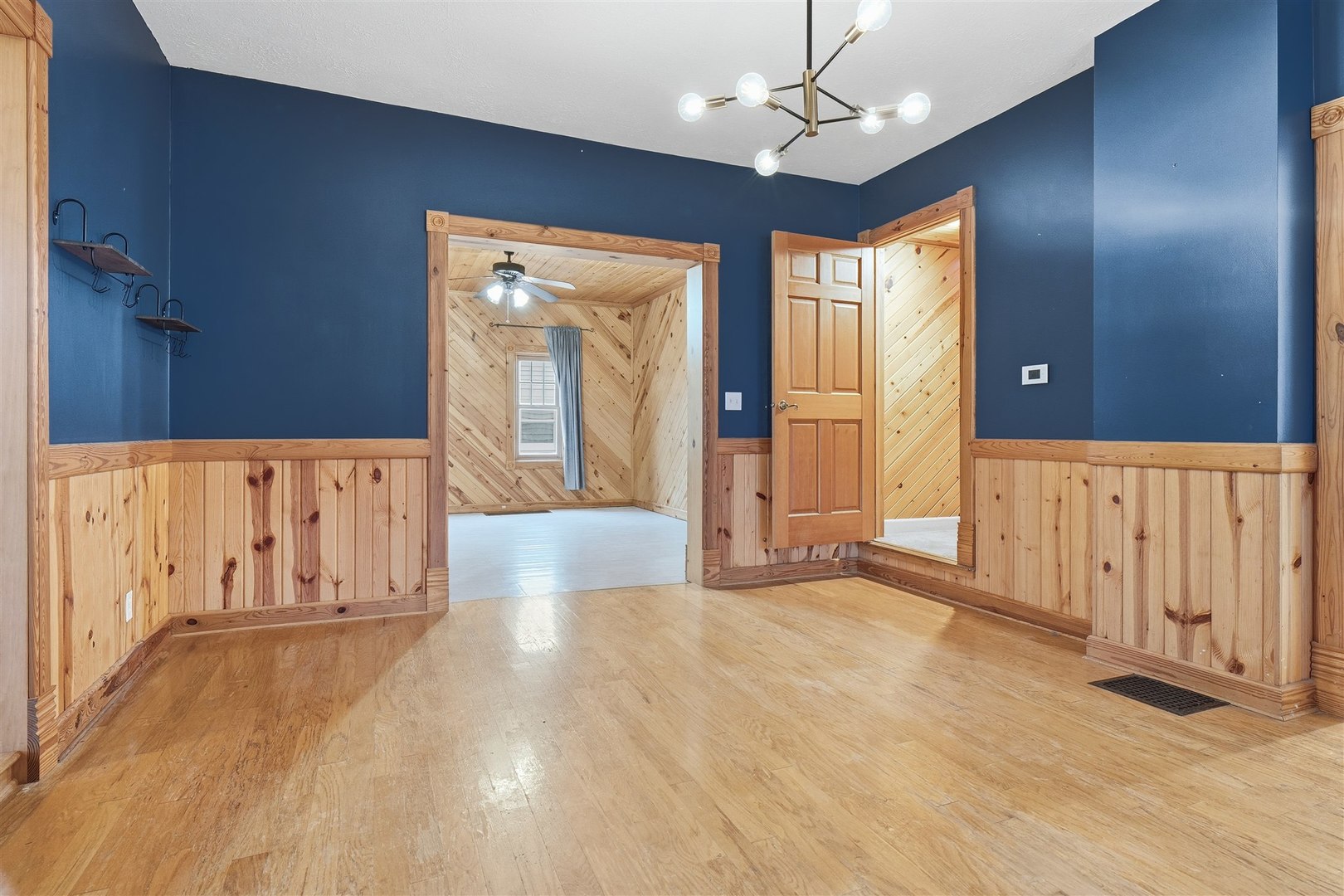 109 S Jefferson Street, Towanda, IL 61776