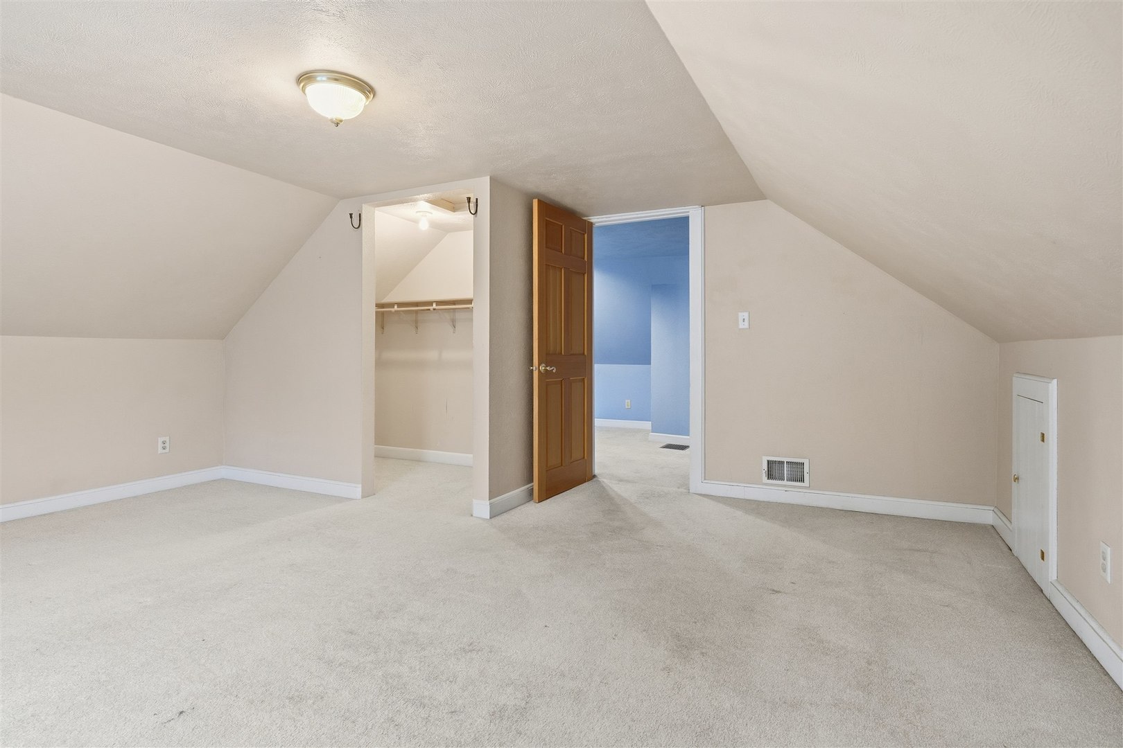 109 S Jefferson Street, Towanda, IL 61776