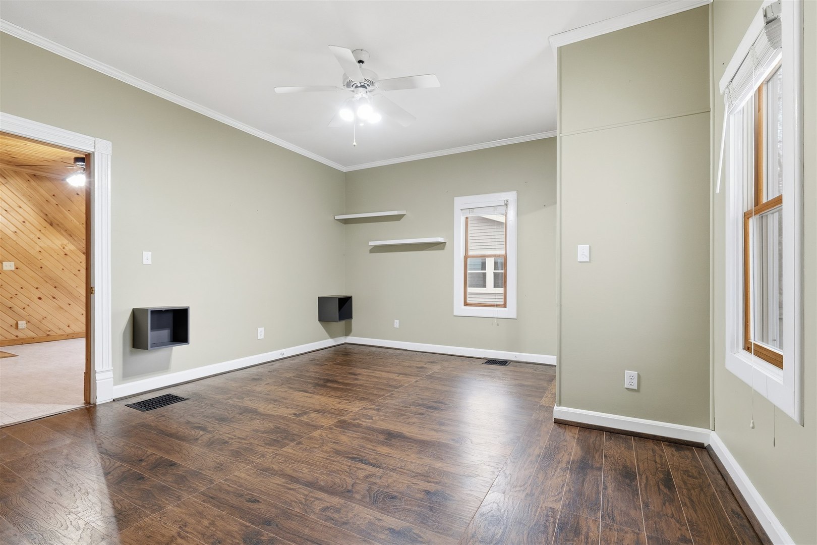 109 S Jefferson Street, Towanda, IL 61776