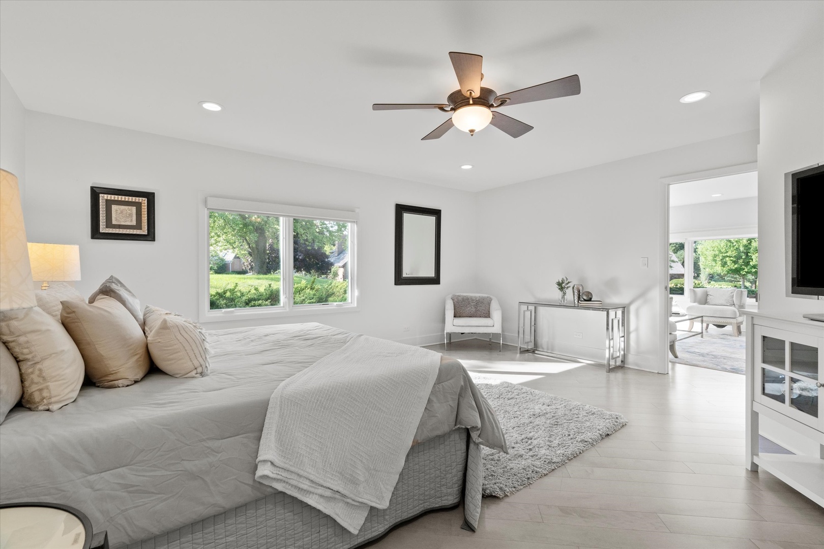 1912 Midwest Club Parkway, Oak Brook, IL 60523