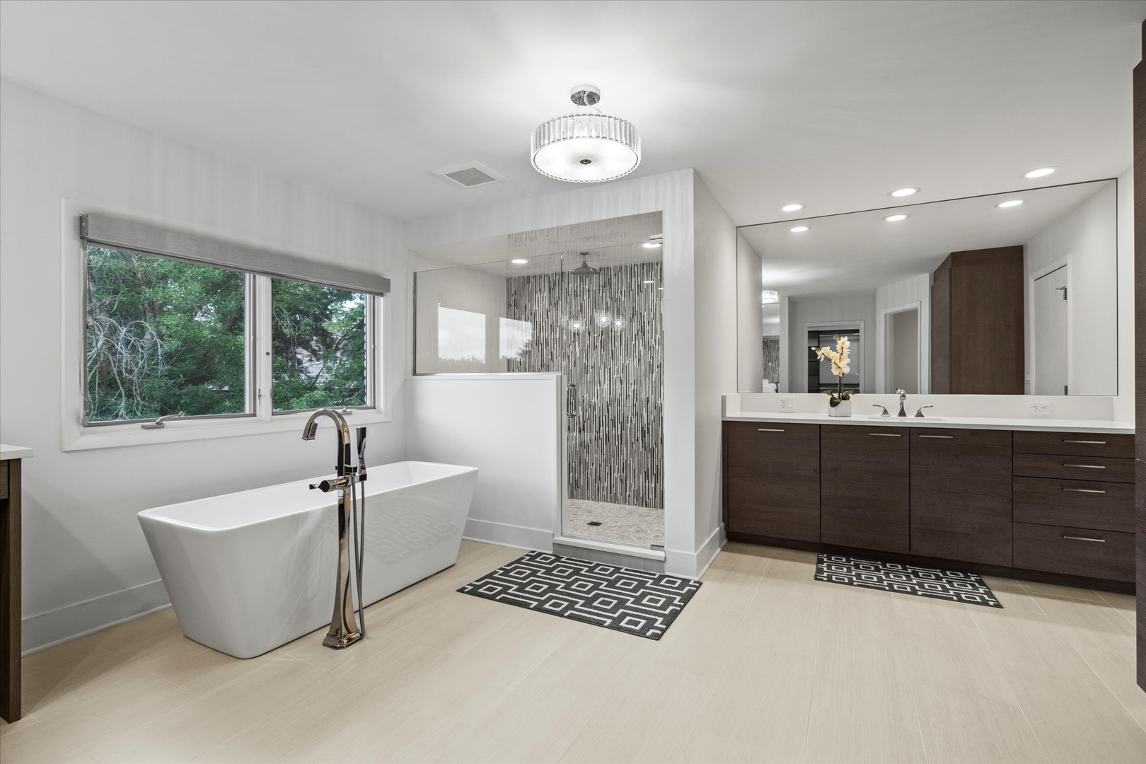 1912 Midwest Club Parkway, Oak Brook, IL 60523