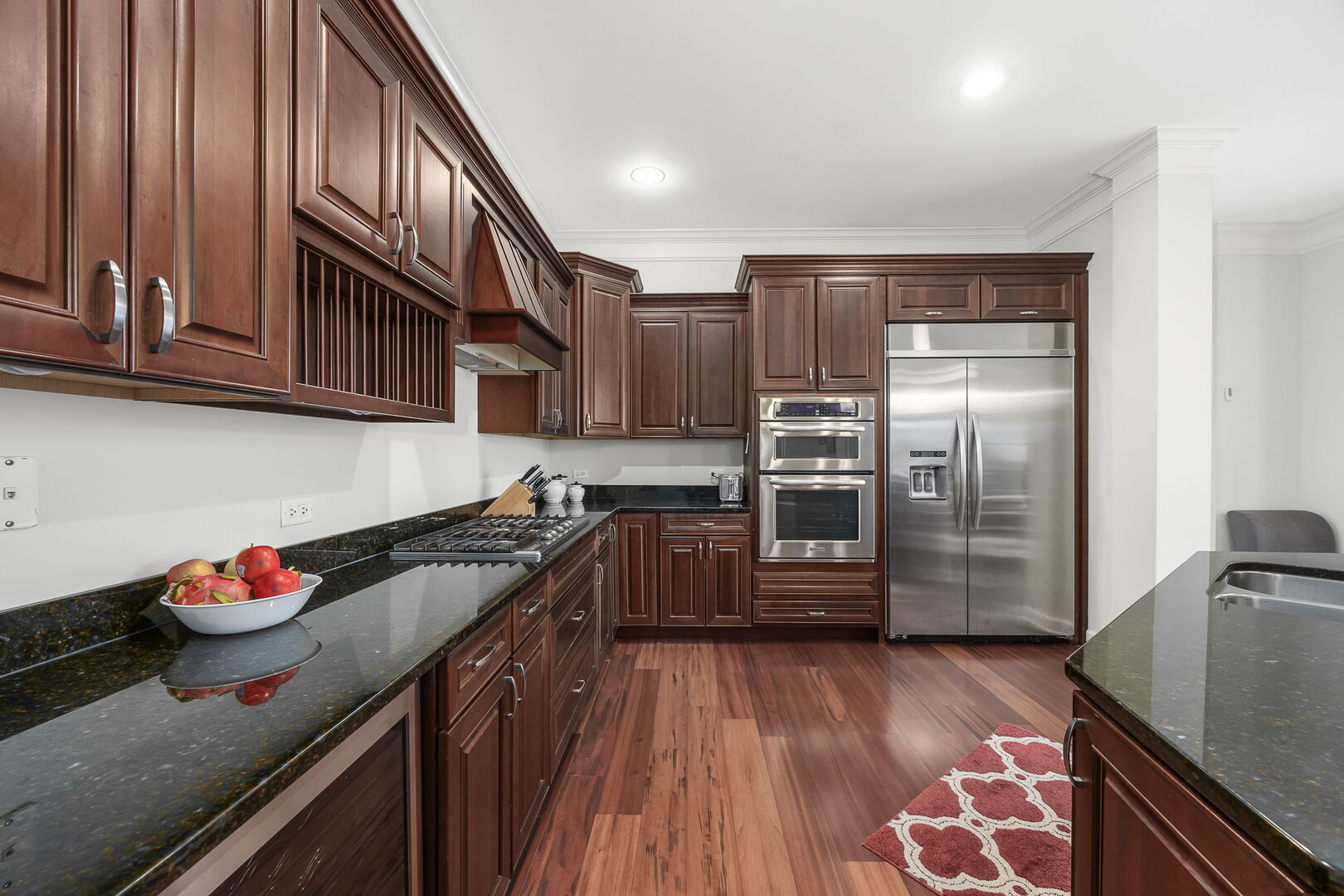 4929 FOREST Avenue #2E, Downers Grove, IL 60515