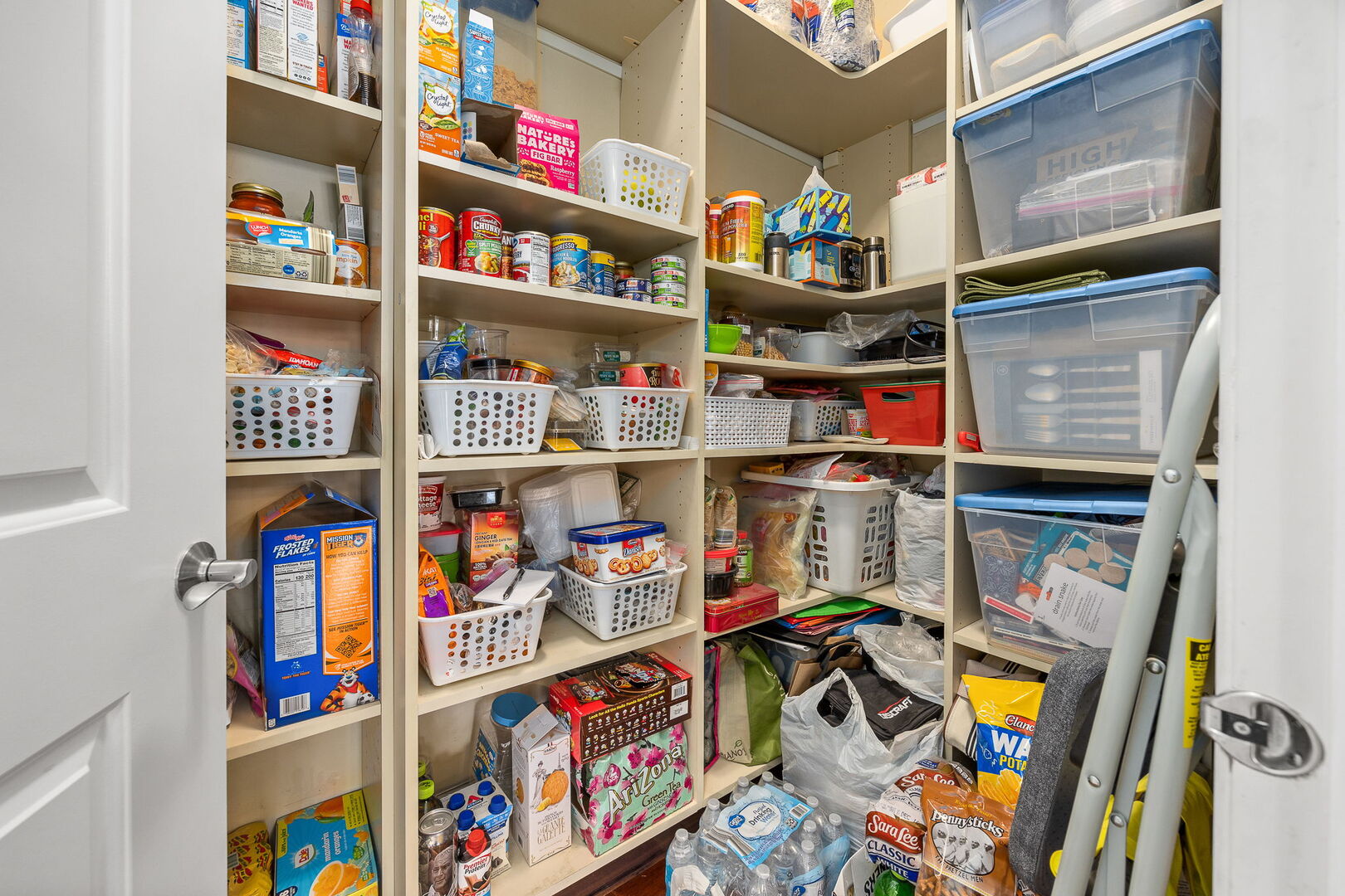 4929 FOREST Avenue #2E, Downers Grove, IL 60515