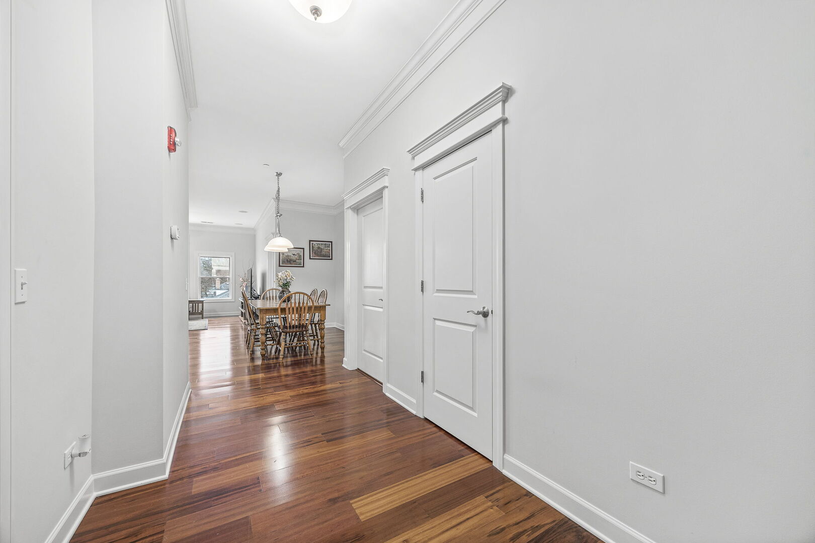 4929 FOREST Avenue #2E, Downers Grove, IL 60515