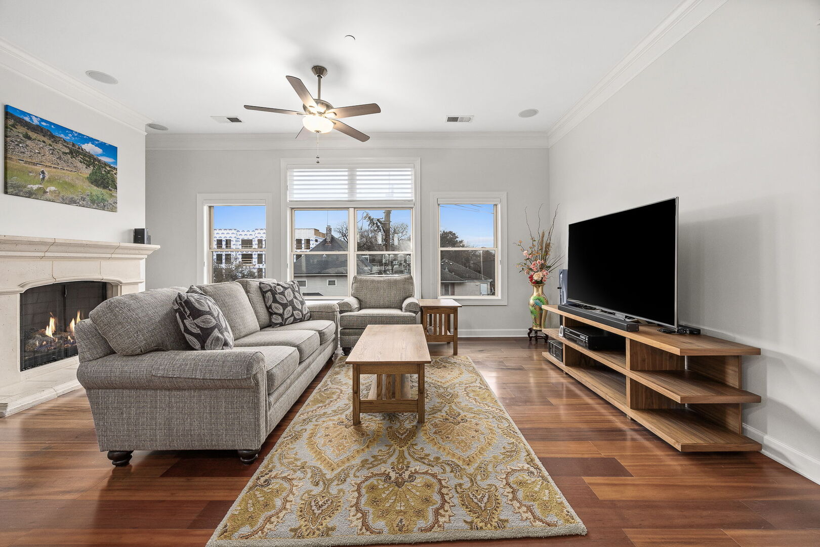 4929 FOREST Avenue #2E, Downers Grove, IL 60515