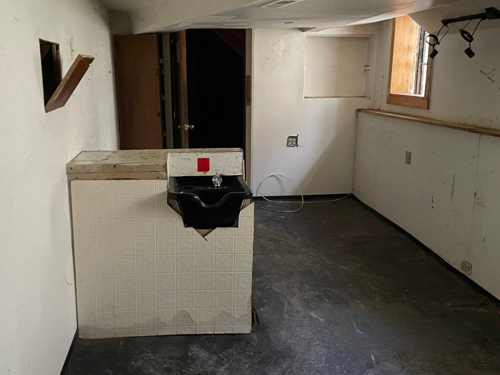 7043 S Yale Avenue, Chicago, IL 60621