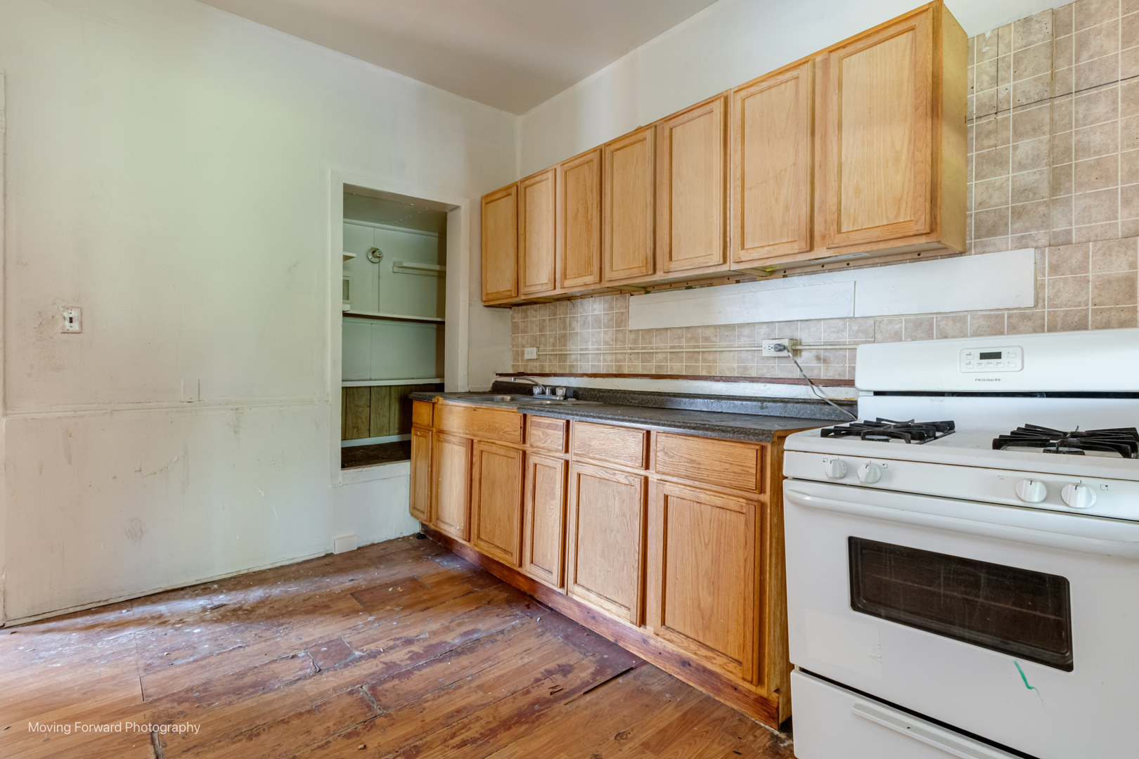 7043 S Yale Avenue, Chicago, IL 60621