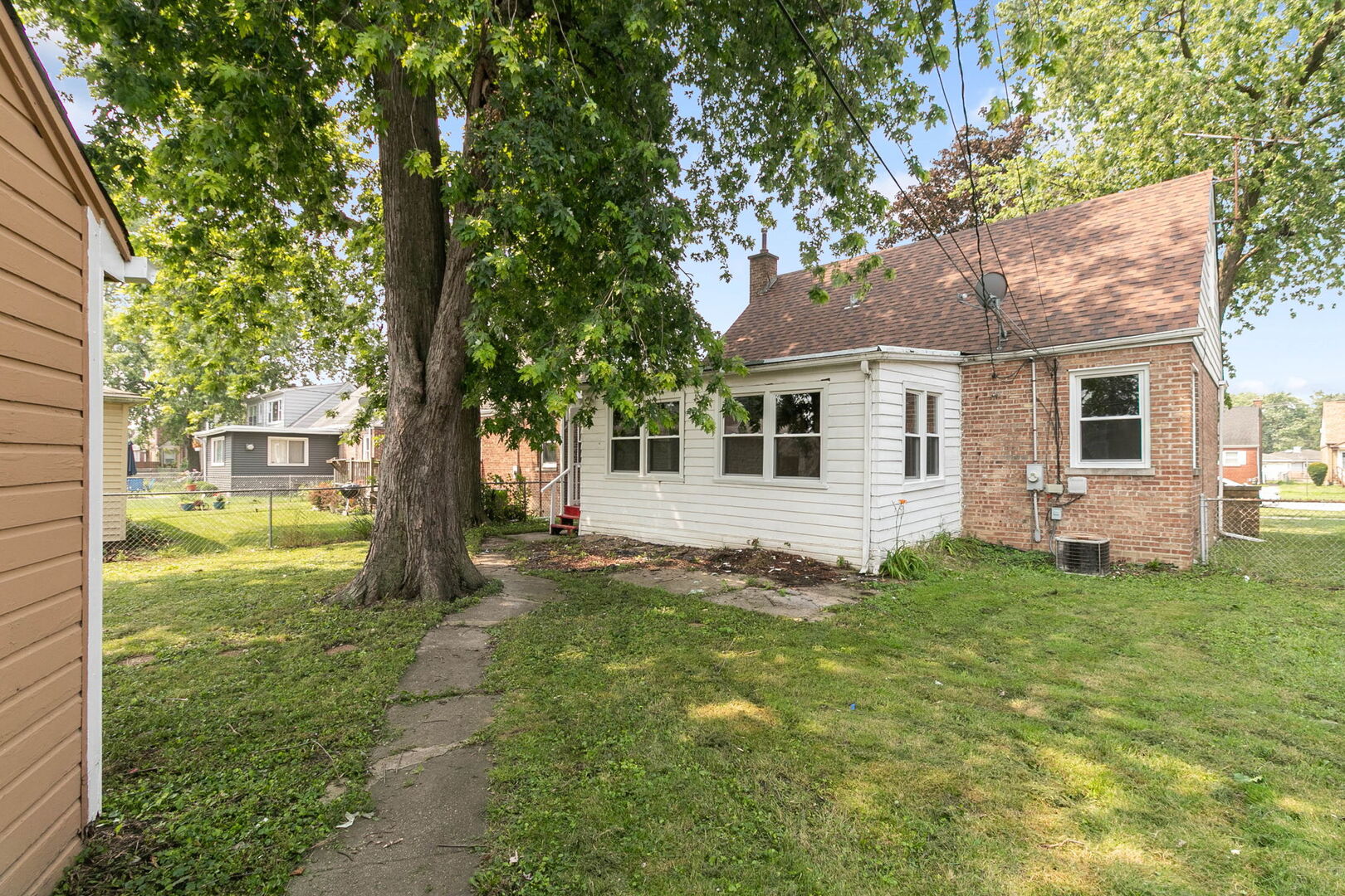 1461 Wentworth Avenue, Calumet City, IL 60409