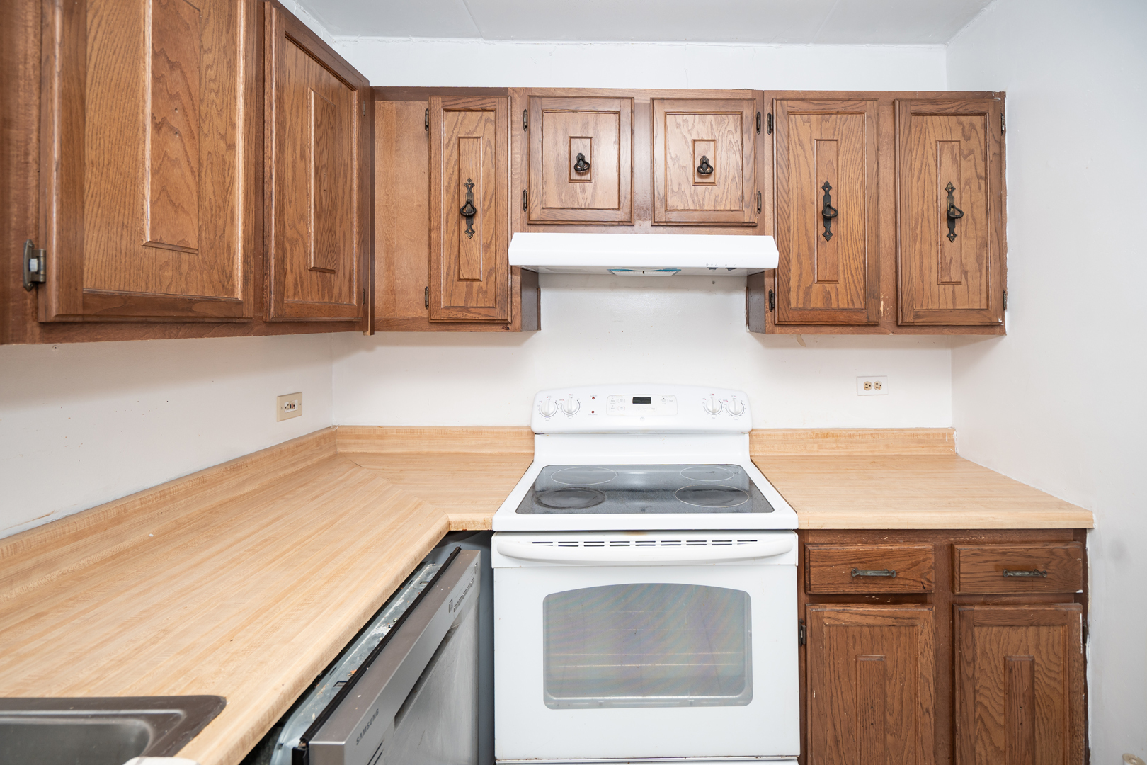 17005 Albany Avenue #202, Hazel Crest, IL 60429