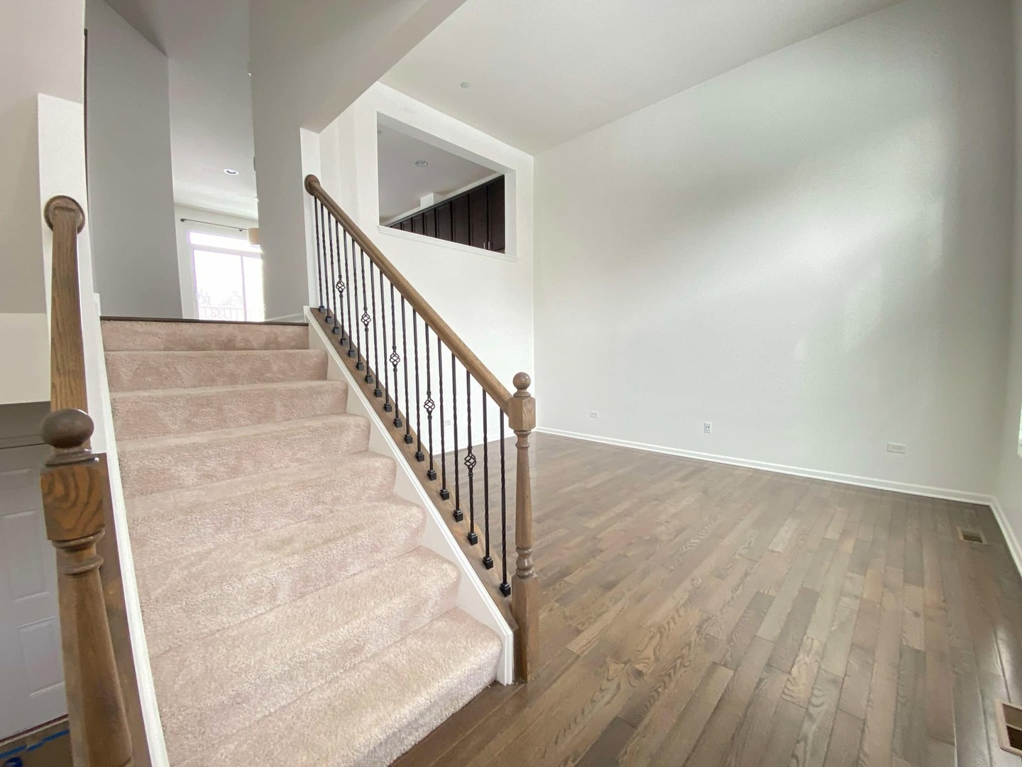 2891 Henley Lane #2891, Naperville, IL 60540