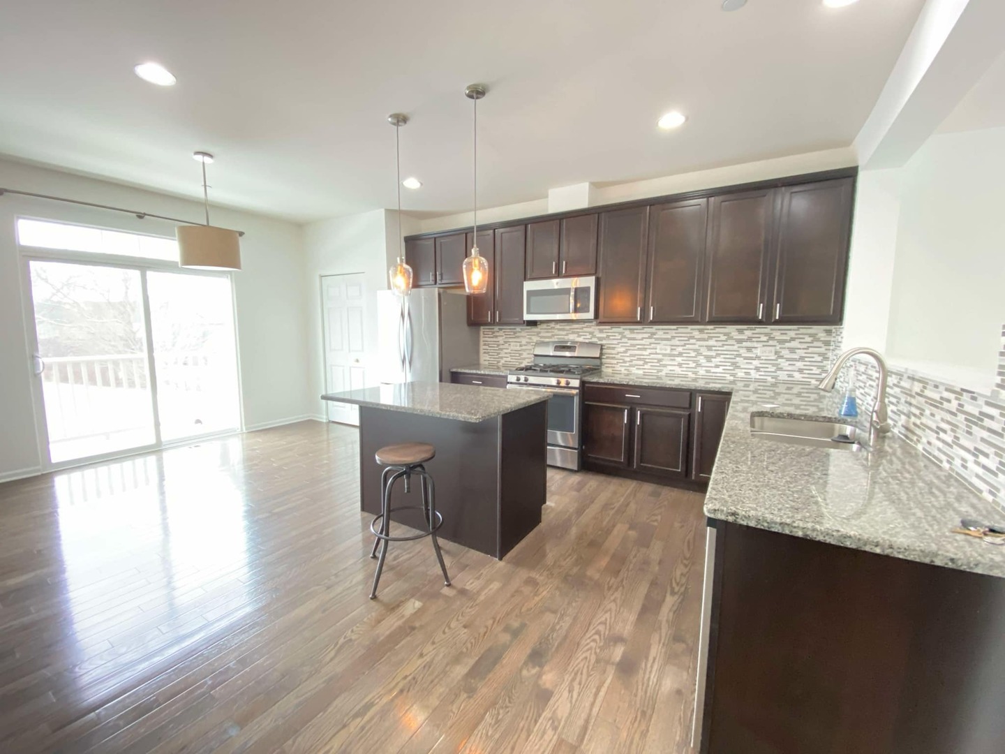 2891 Henley Lane #2891, Naperville, IL 60540