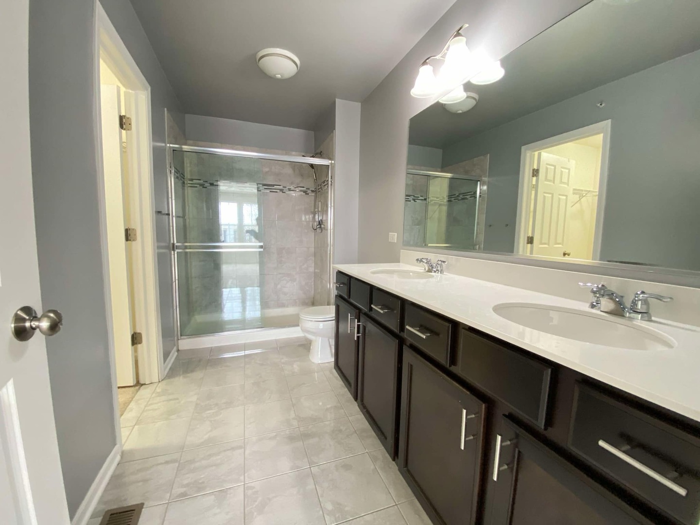 2891 Henley Lane #2891, Naperville, IL 60540