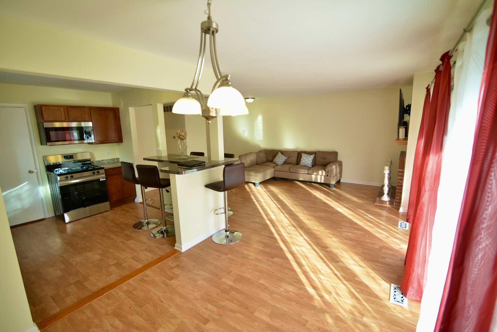 Schaumburg, IL 60193