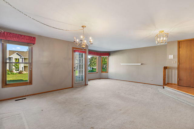 1871 Fox Run Drive #A, Elk Grove Village, IL 60007