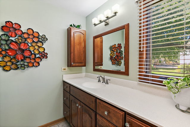 1871 Fox Run Drive #A, Elk Grove Village, IL 60007