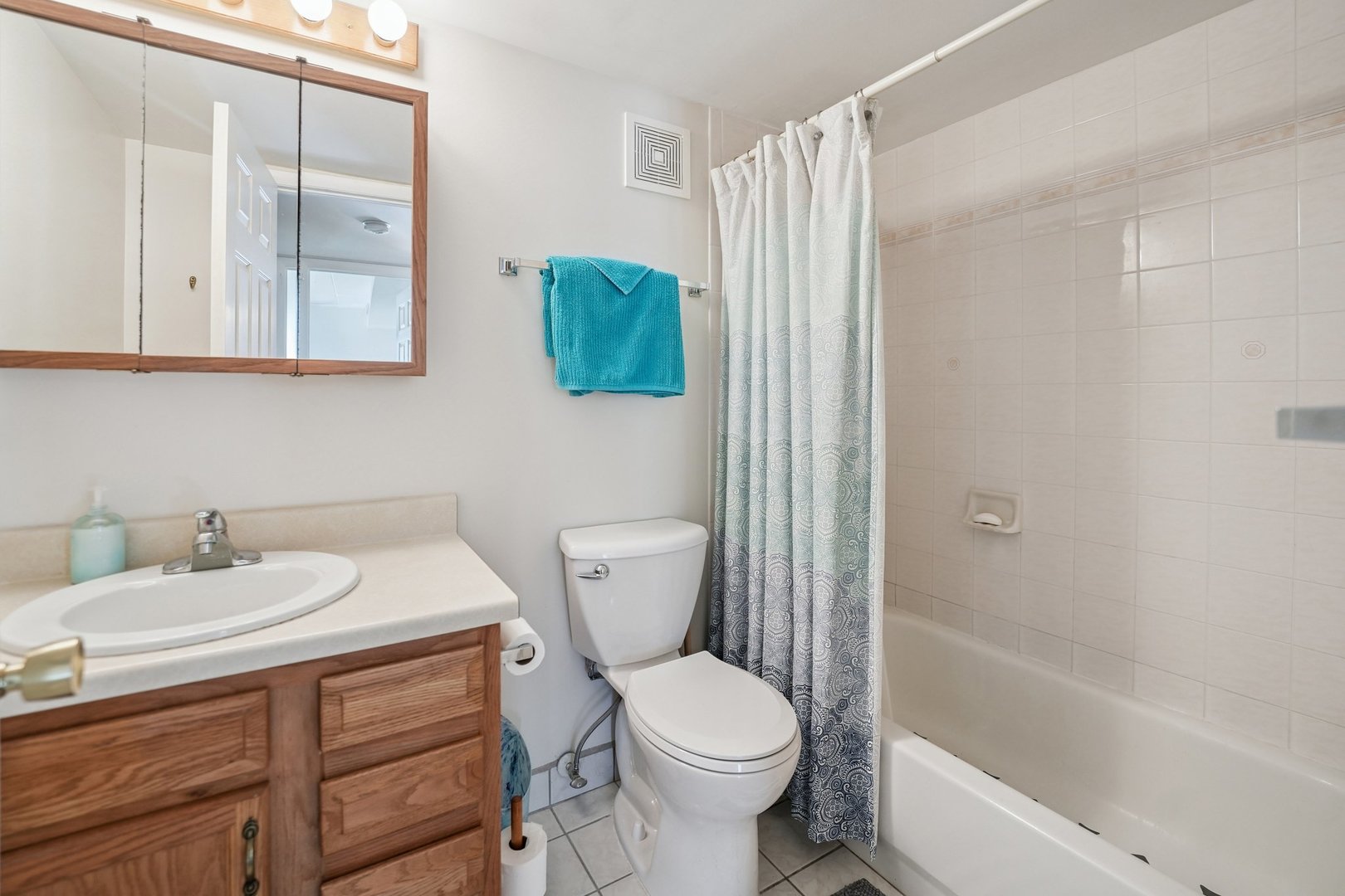 4955 134th Place #1B, Crestwood, IL 60418