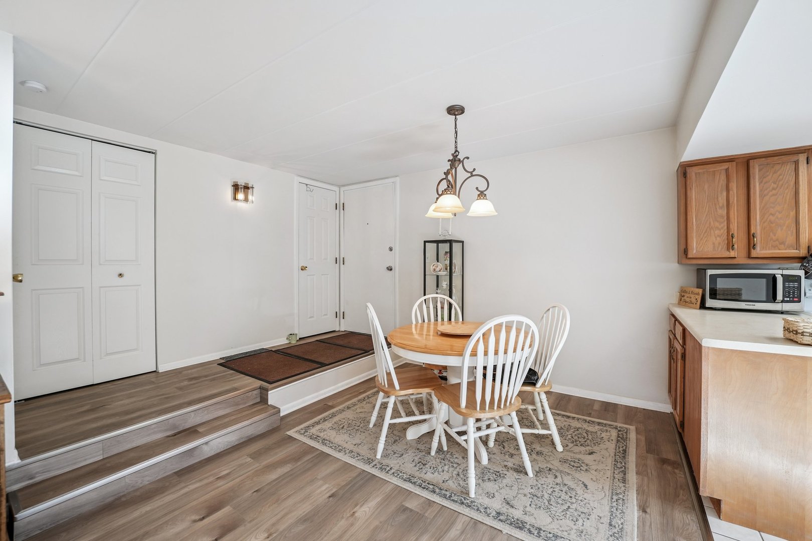 4955 134th Place #1B, Crestwood, IL 60418