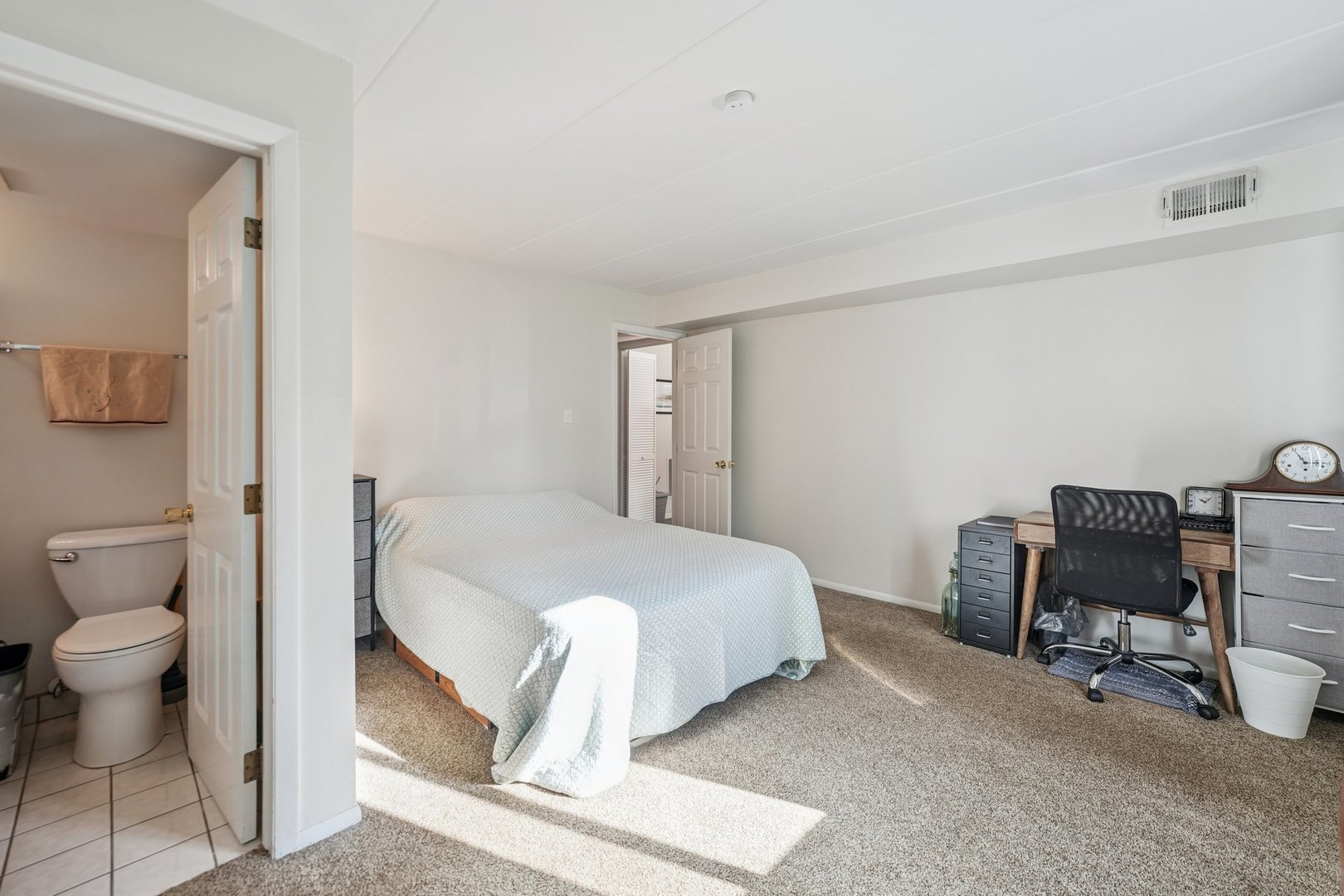 4955 134th Place #1B, Crestwood, IL 60418