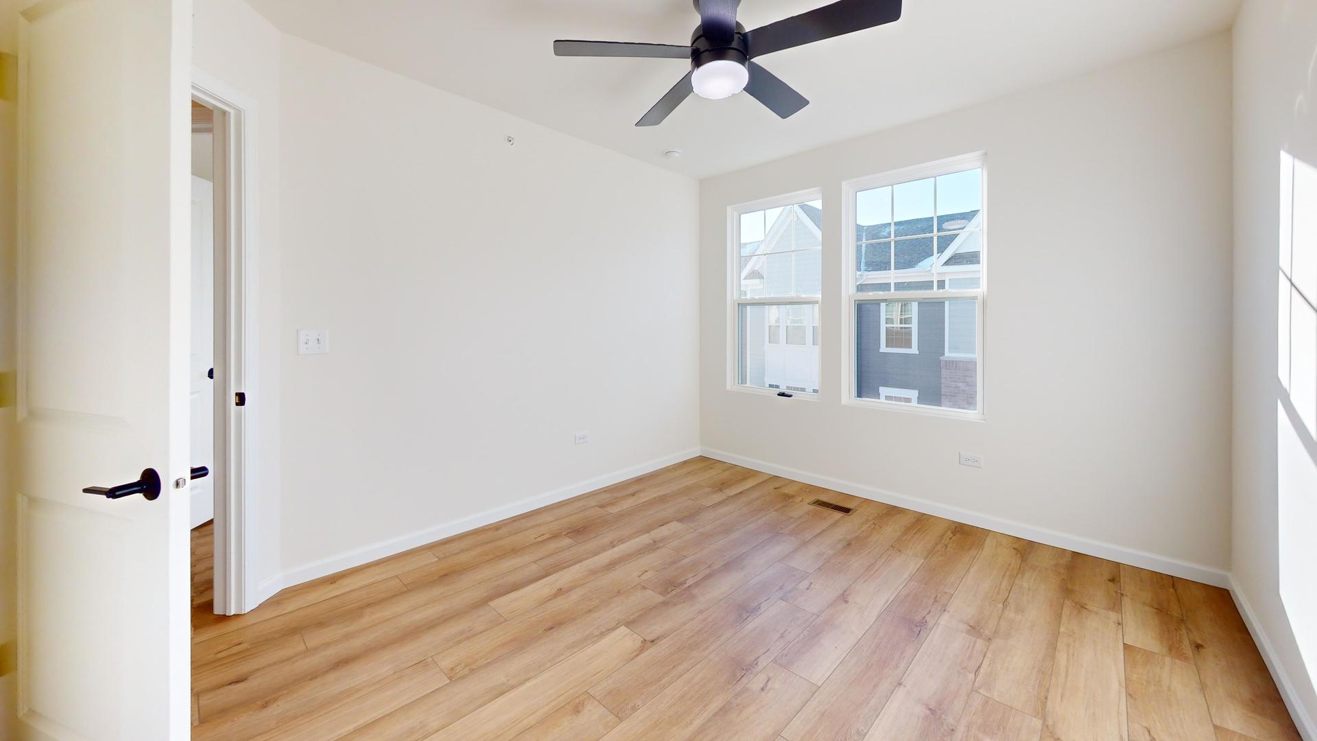 134 Yorktown Court, Libertyville, IL 60048