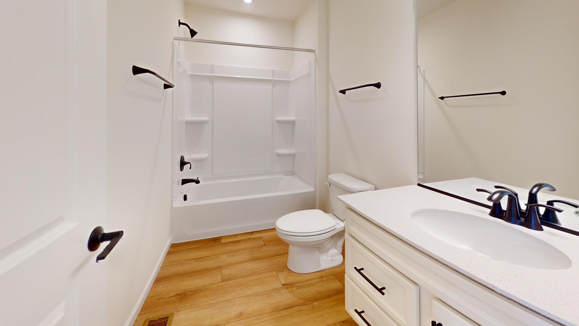 134 Yorktown Court, Libertyville, IL 60048