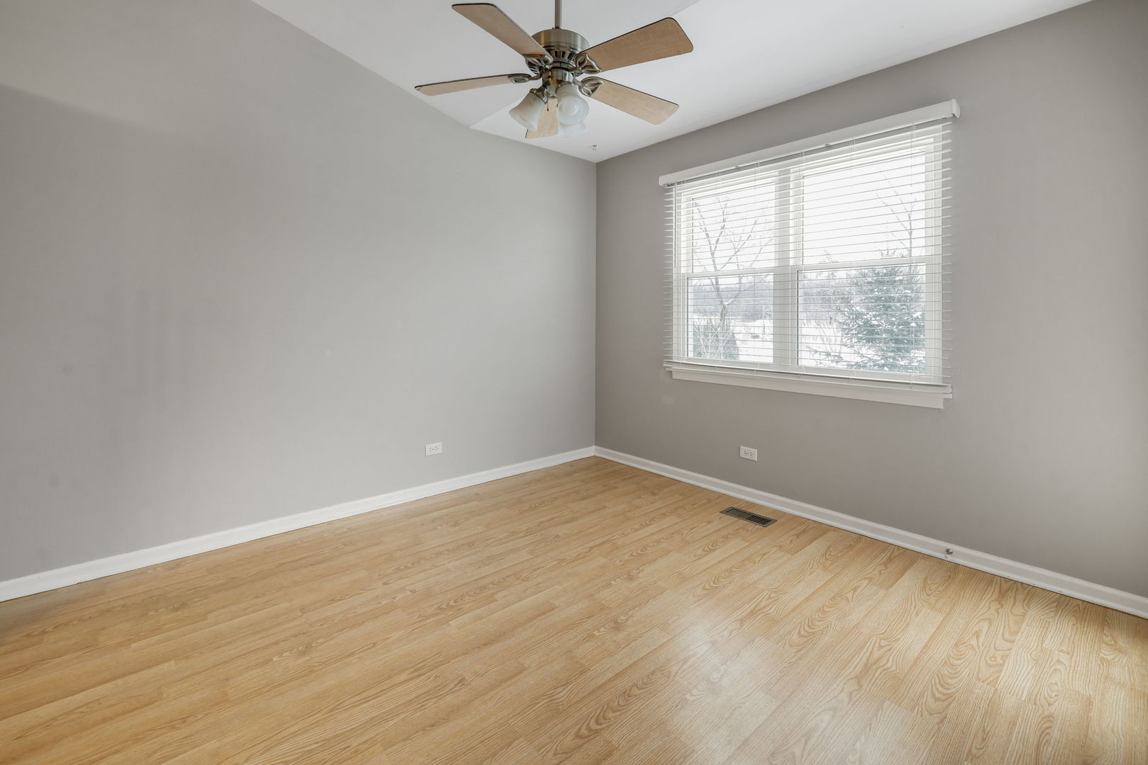 431 Dunridge Court #431, East Dundee, IL 60118